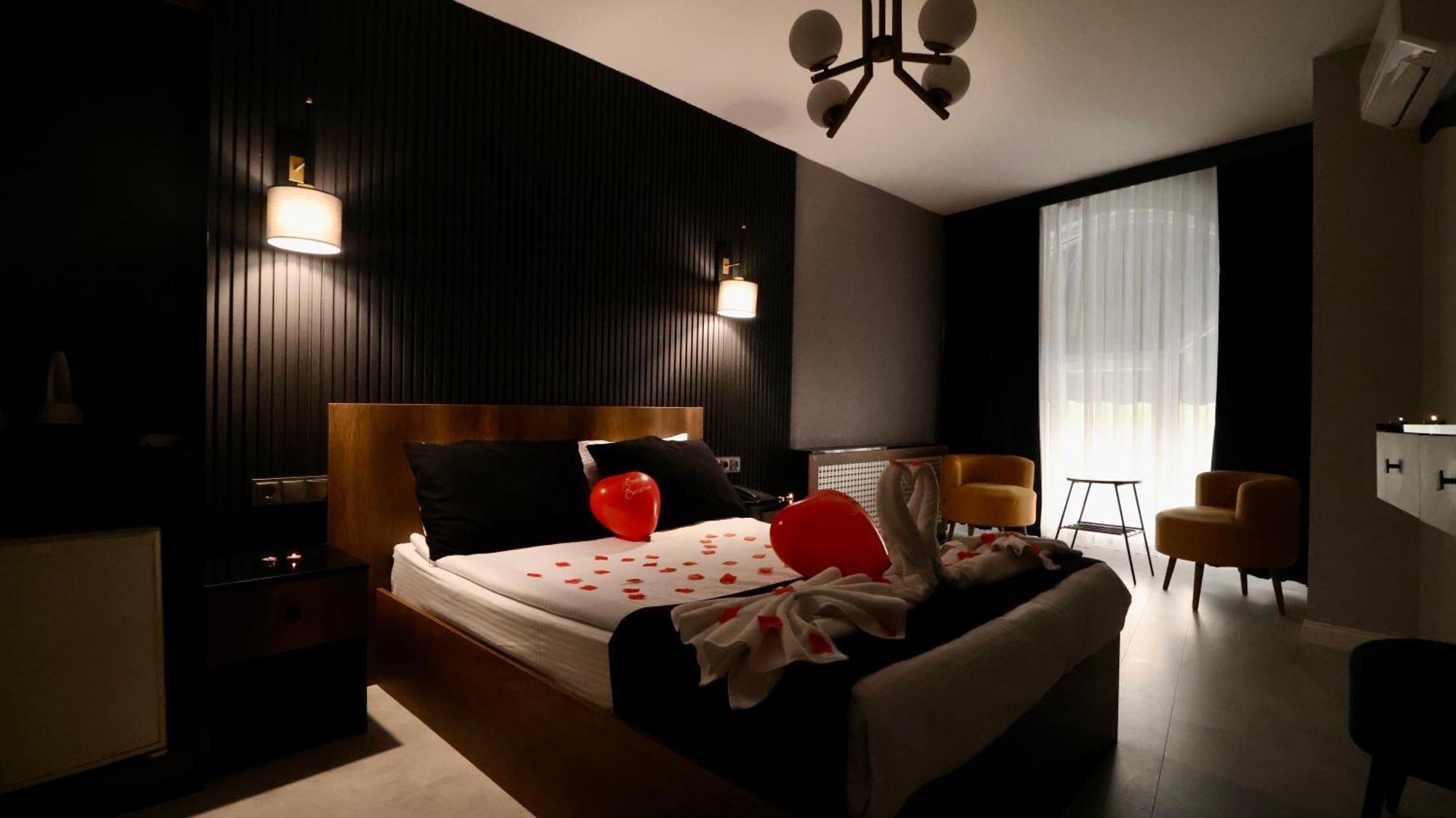 Isbilir Hotel Nevşehir Bagian luar foto