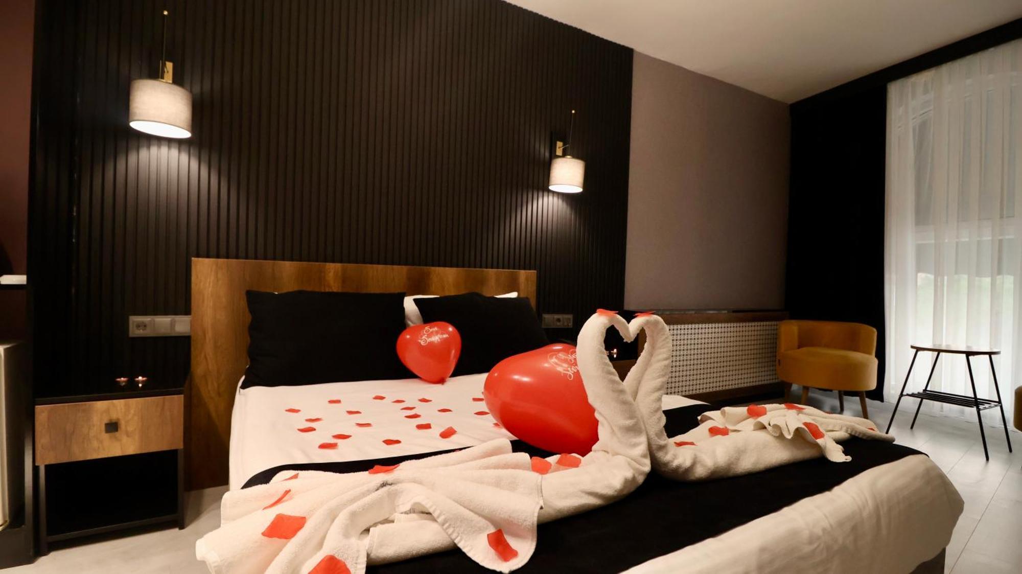 Isbilir Hotel Nevşehir Bagian luar foto