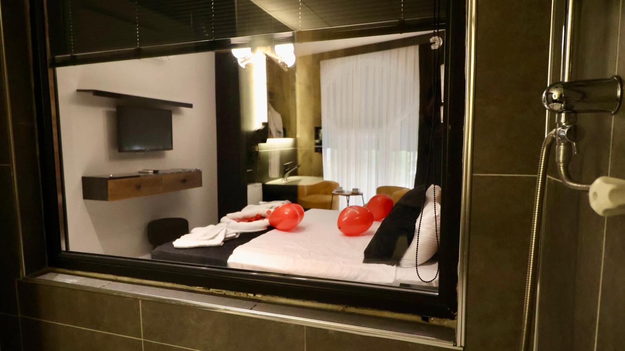 Isbilir Hotel Nevşehir Bagian luar foto